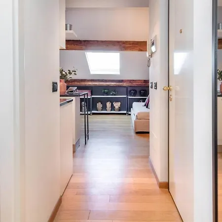 公寓 Altido Lovely Mansard 米兰